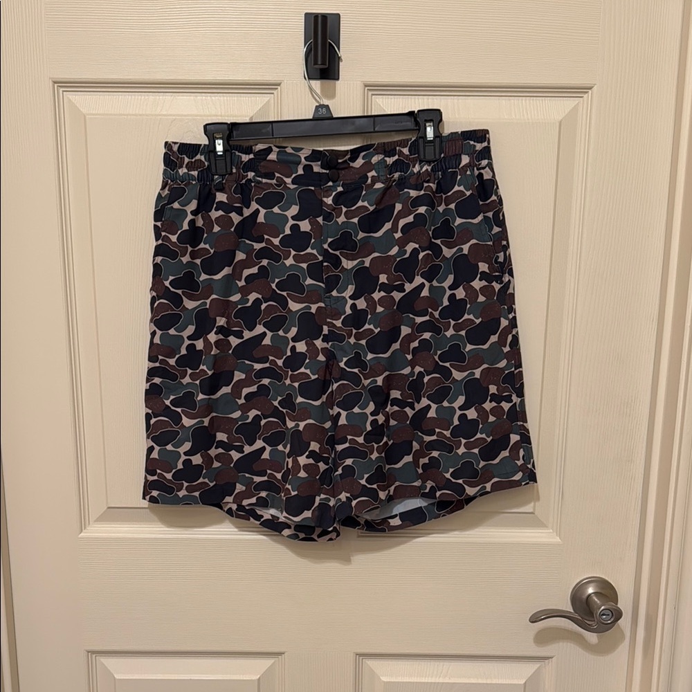 BURLEBO Men’s Everyday Short - Throwback Camo - Olive Pocket